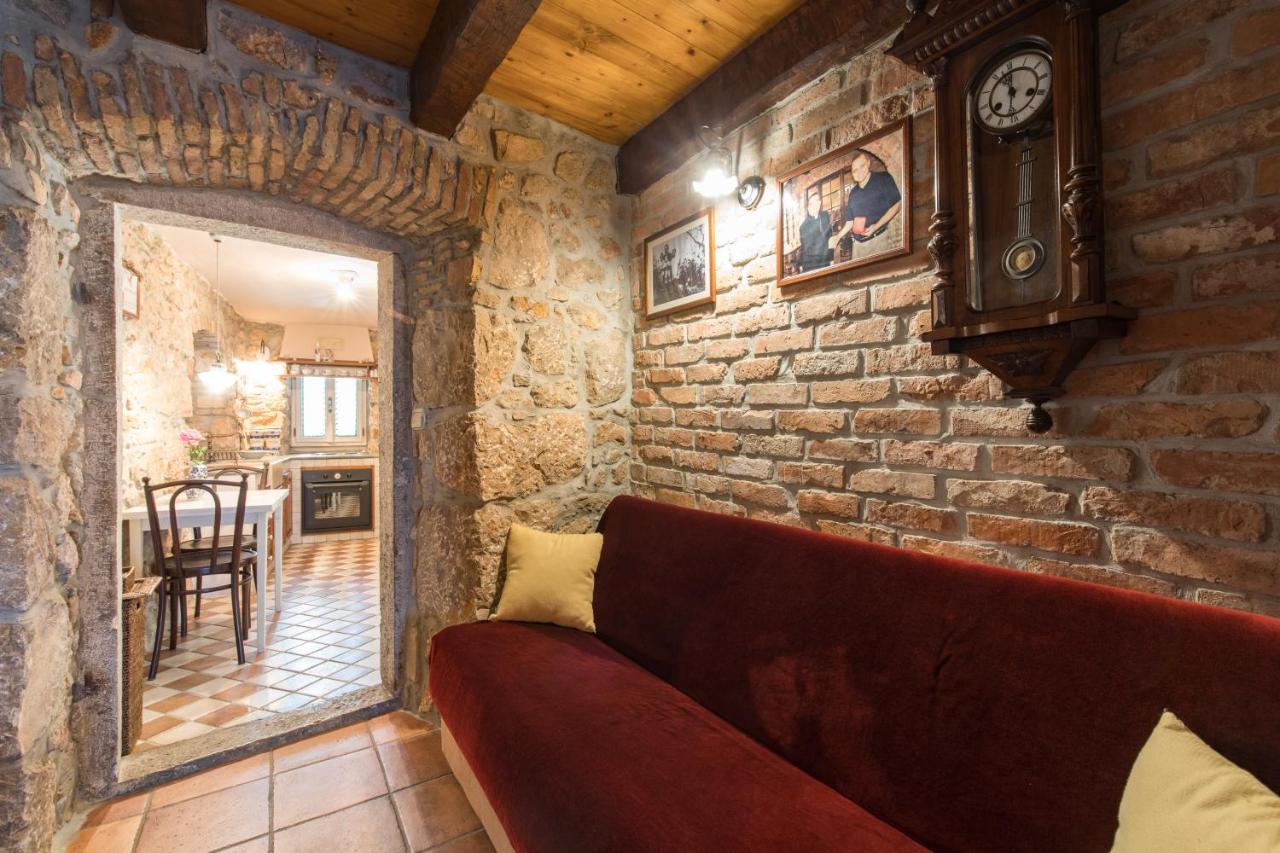 ורבניק Holiday Home Bozanic מראה חיצוני תמונה